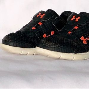 UA Toddler running shoes